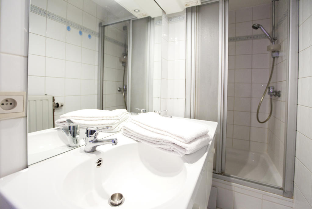 European Apartments Schuman-Ambiorix Брюссель Номер фото
